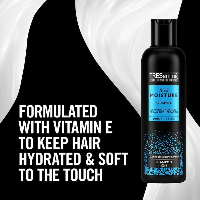 Tresemme Rich Moisture Shampoo For Dry Hair 300 ml